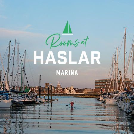 Rooms At Haslar Marina Gosport Esterno foto