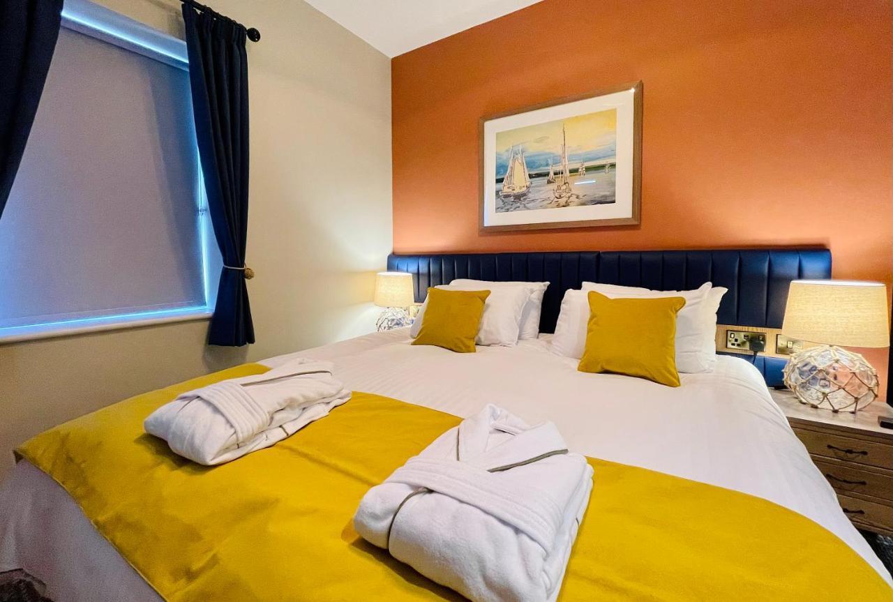 Rooms At Haslar Marina Gosport Esterno foto